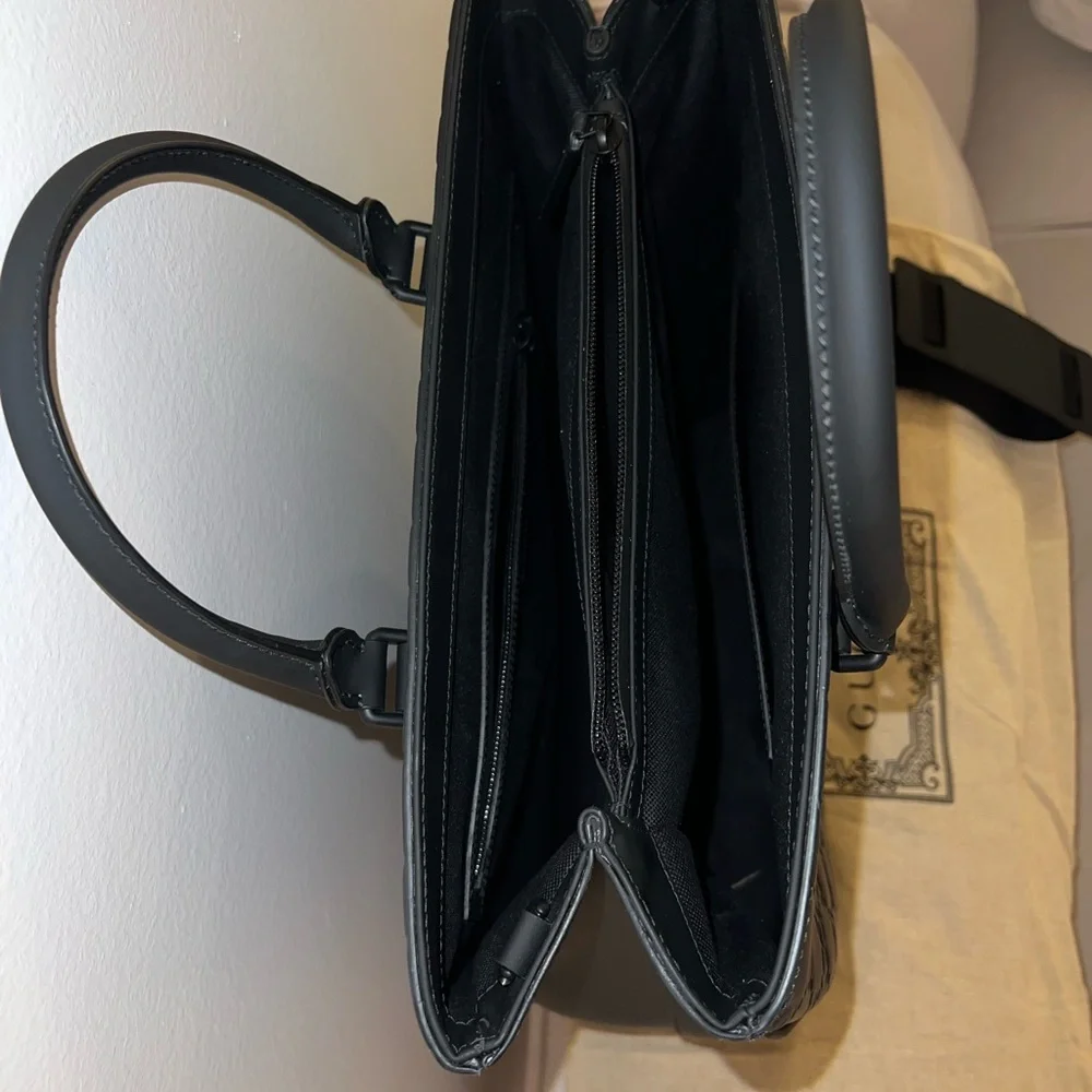 Gucci black rubber